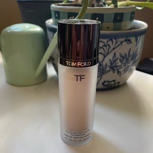 Tom Ford (BONE) Traceless Soft Matte Foundation